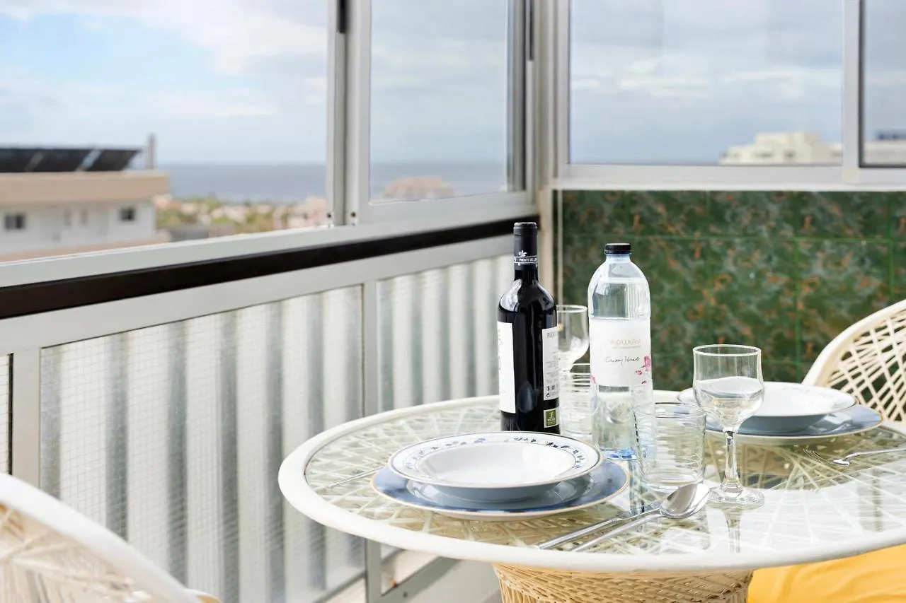 Апартаменты Panoramic View El Dorado Арона