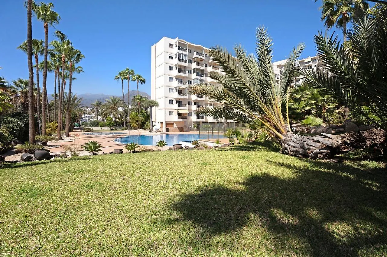 Апартаменты Panoramic View El Dorado Арона