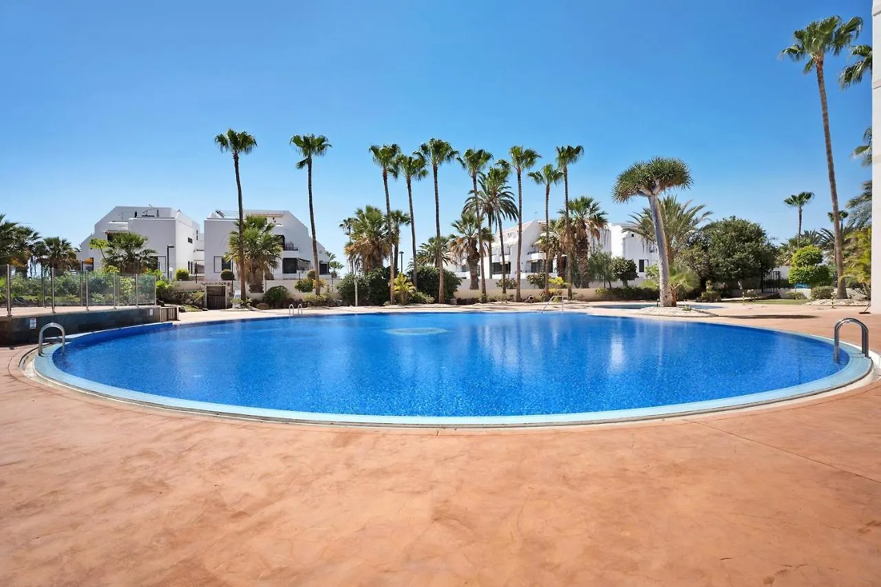 Апартаменты Panoramic View El Dorado Арона